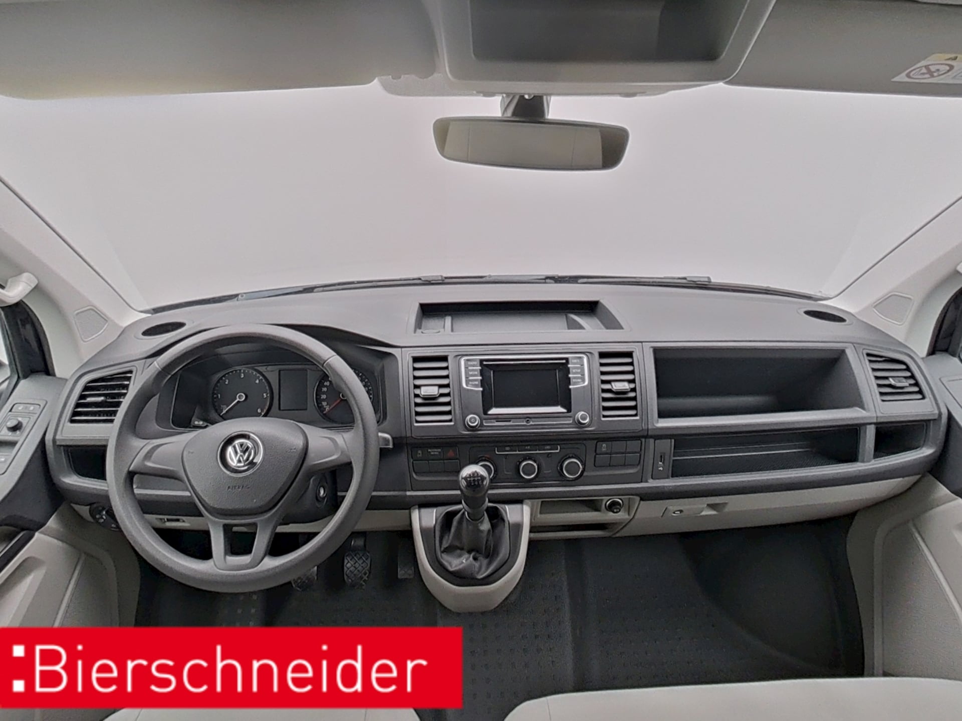 Volkswagen T6 Transporter Kasten kurzer Radstand
