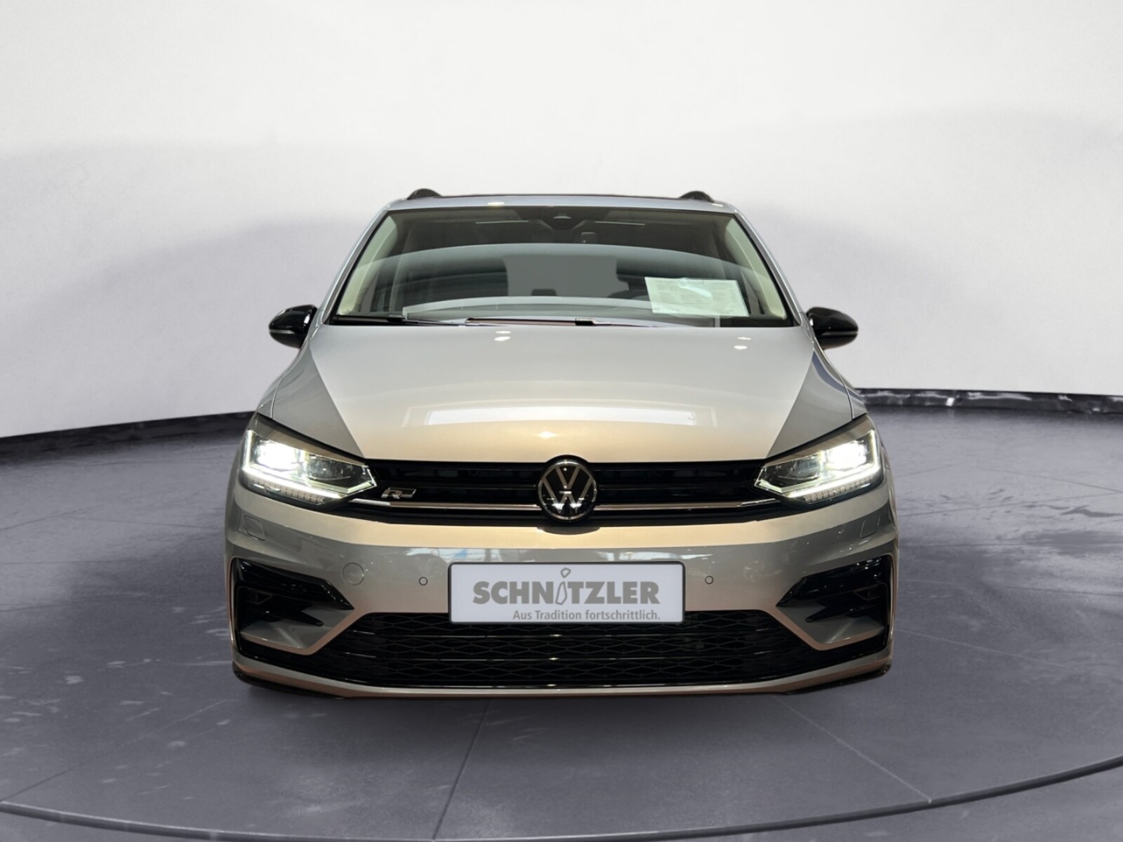 Volkswagen Touran – Bild 8