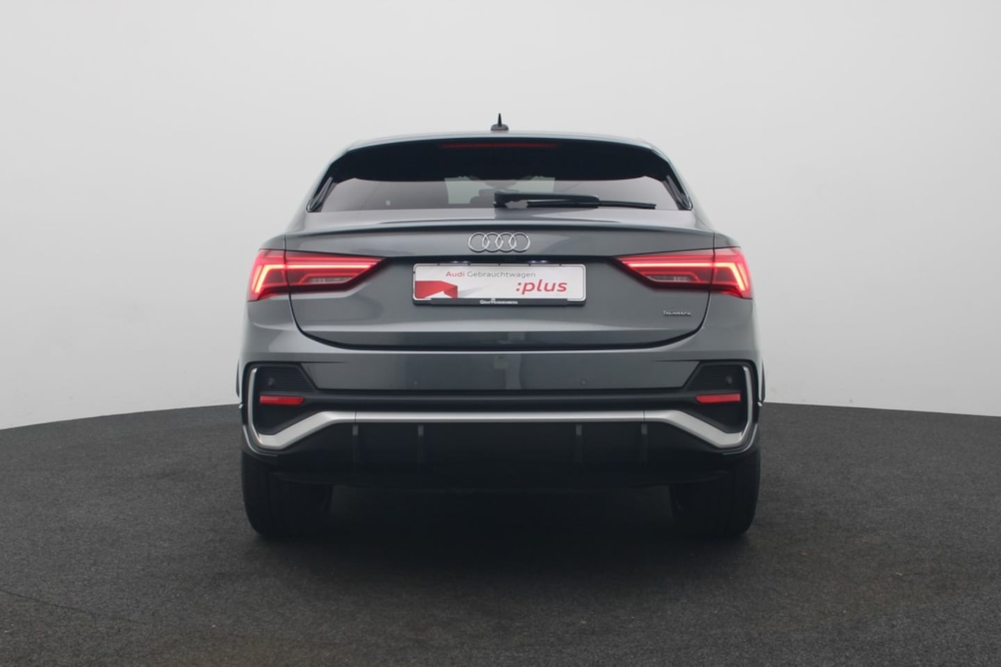 Bild über Audi Q3 Sportback S line 40 TFSI quattro S tronic - für weitere Informationen kontaktieren Sie den Audi Partner