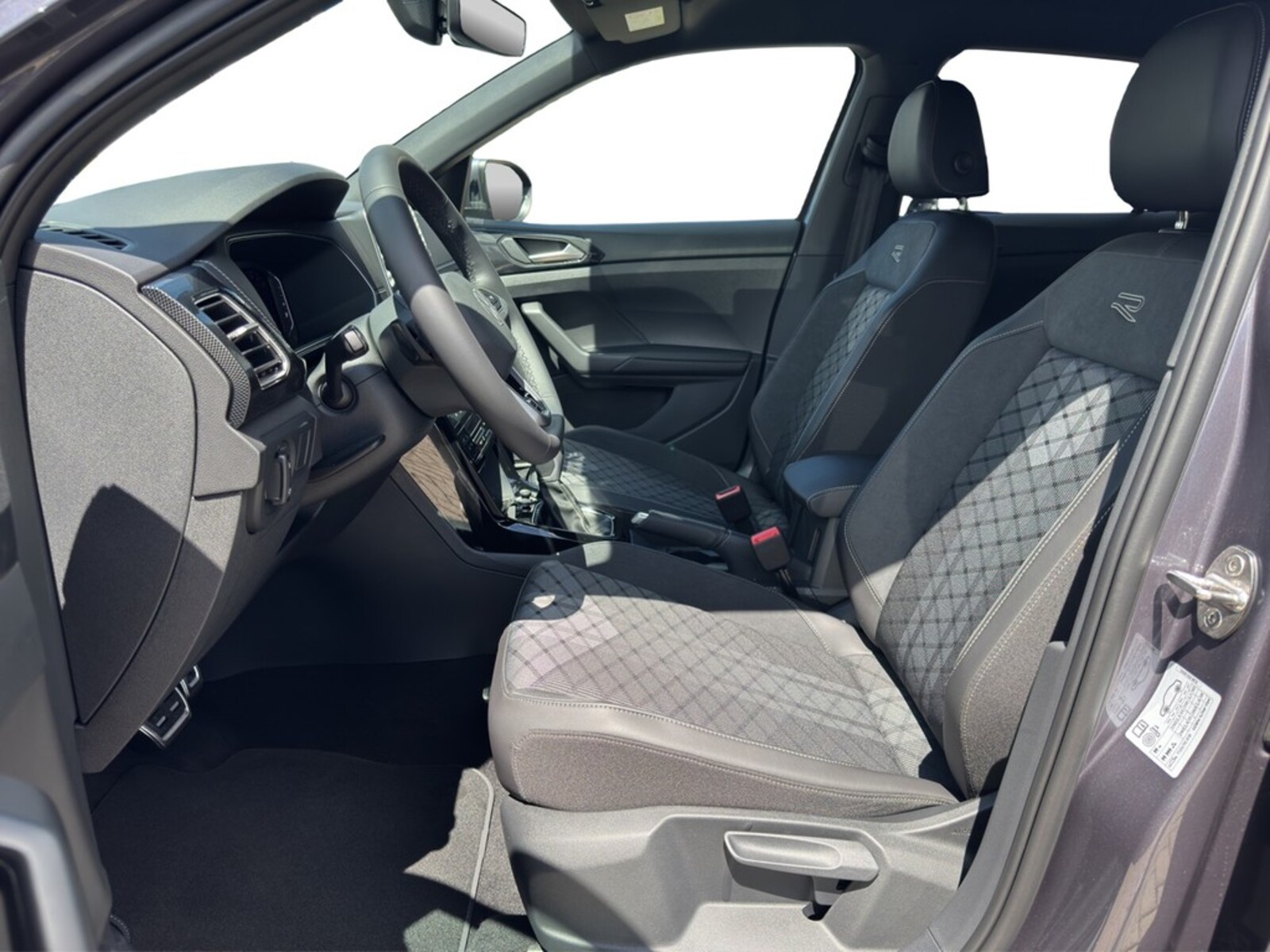 Volkswagen T-Cross – Bild 12