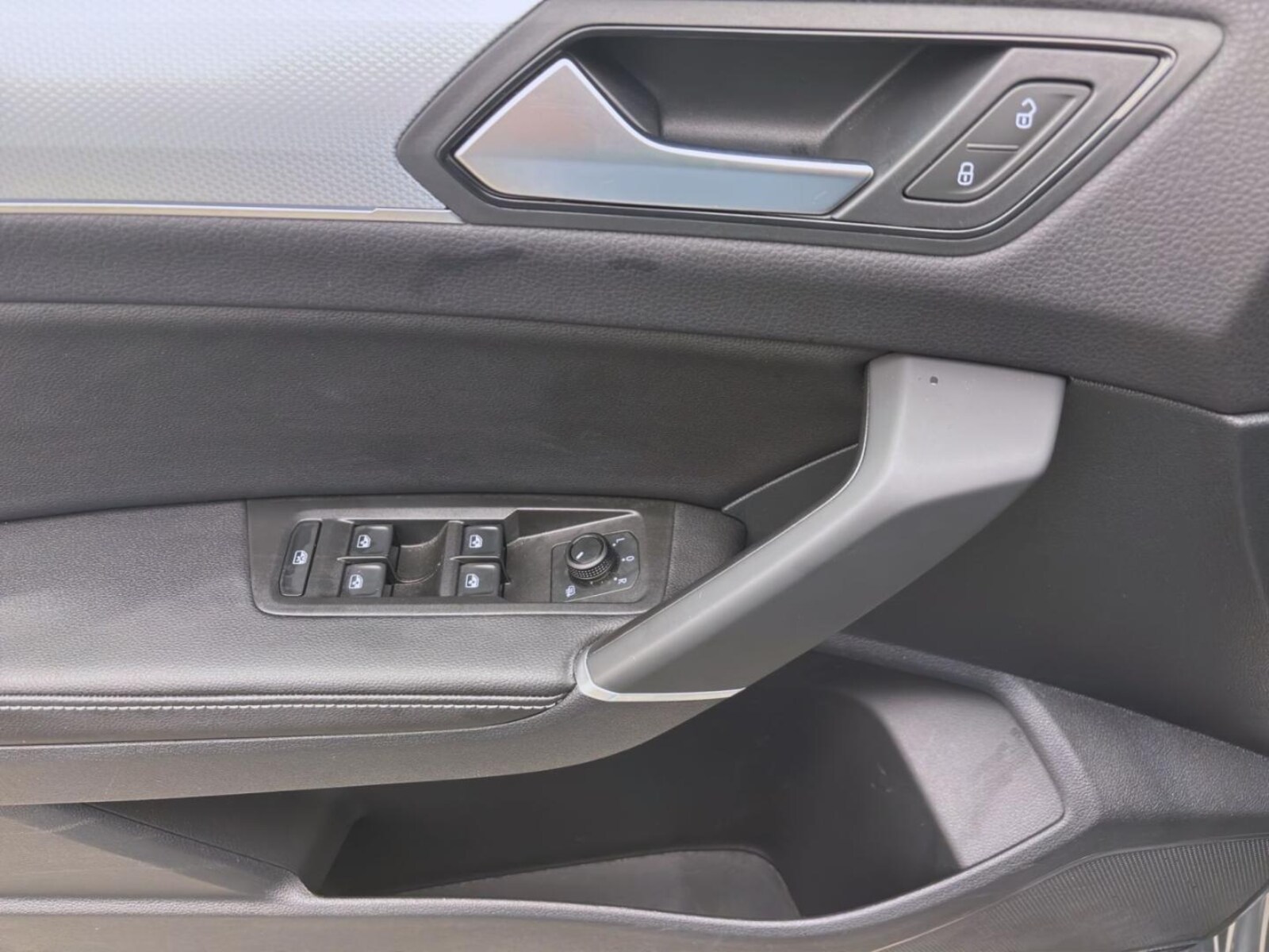 Volkswagen Touran – Bild 11
