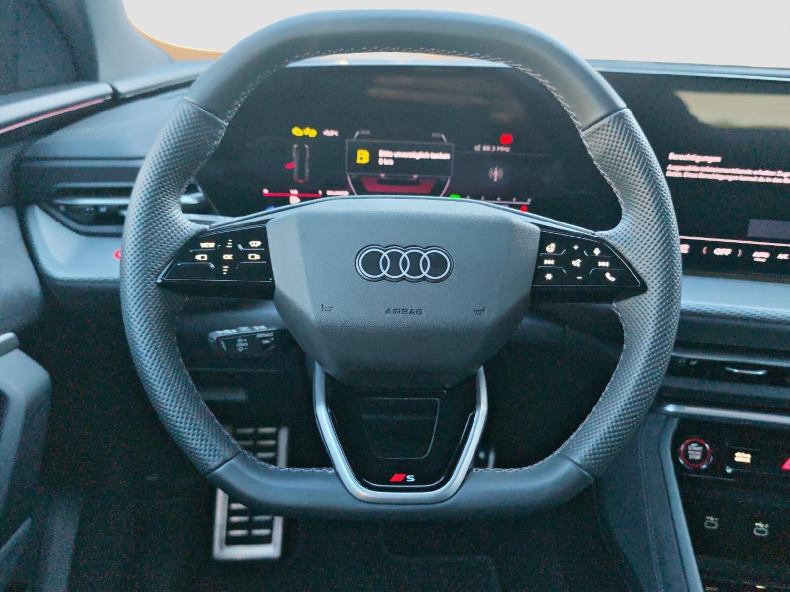 Audi SQ5 – Bild 12