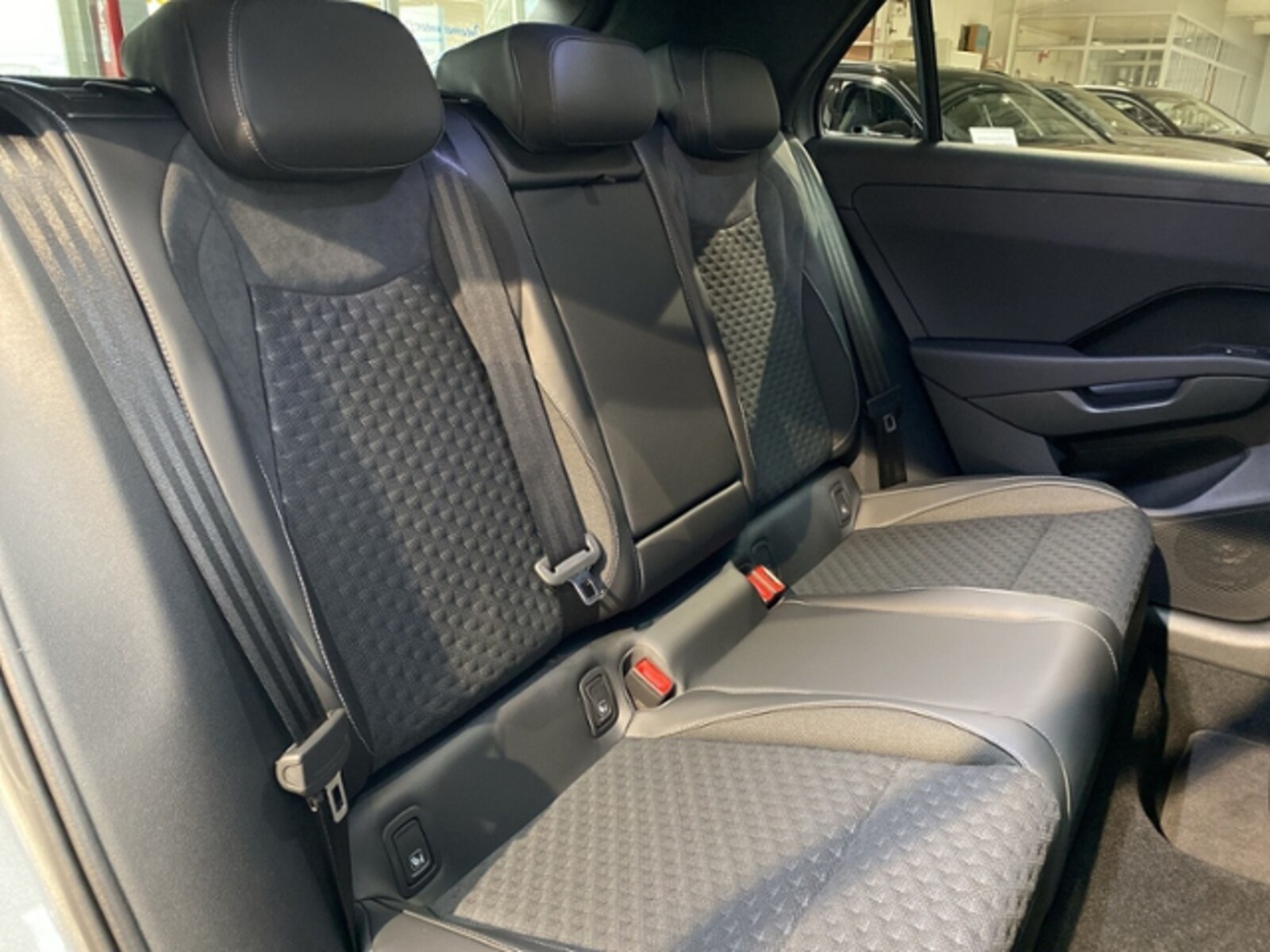 Volkswagen T-Roc – Bild 18