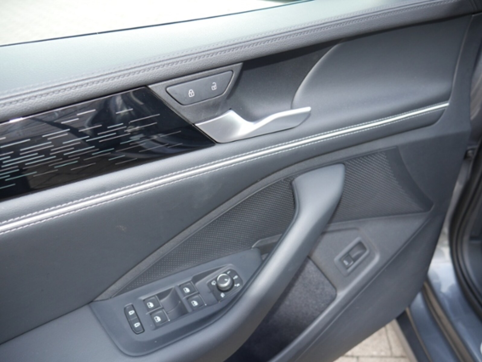 Volkswagen Passat – Bild 10