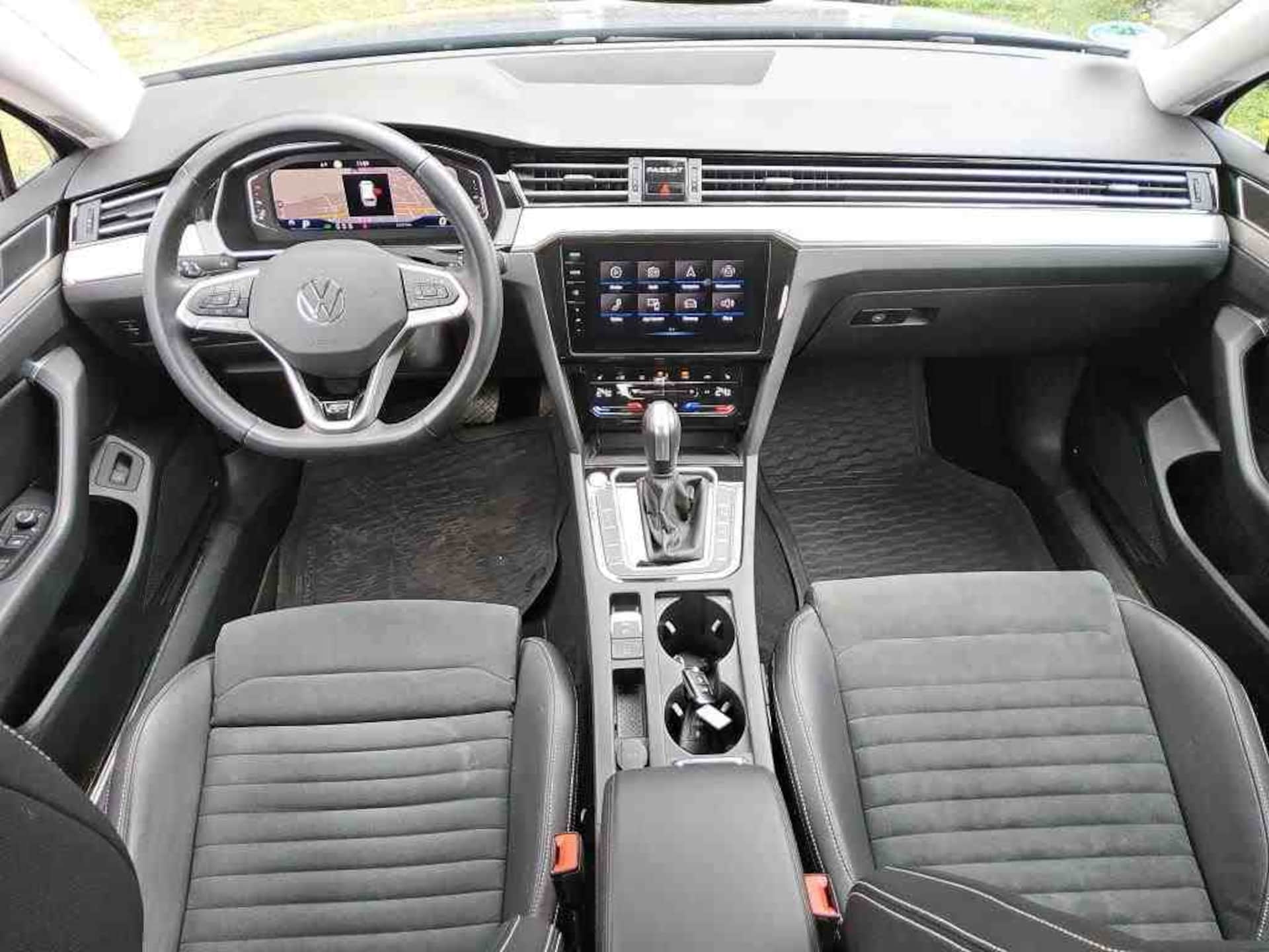 Volkswagen Passat Variant Elegance