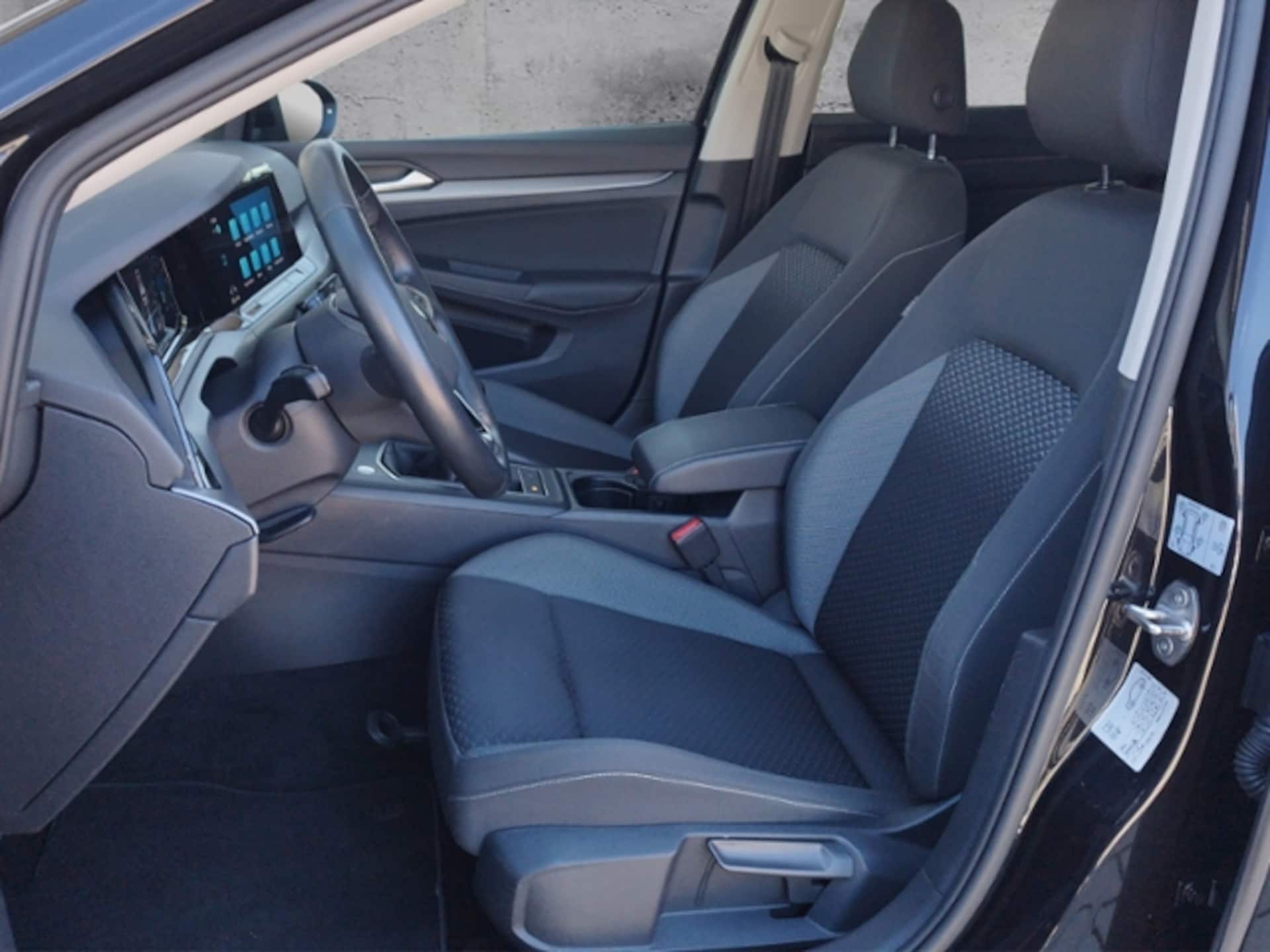 Volkswagen Golf Active
