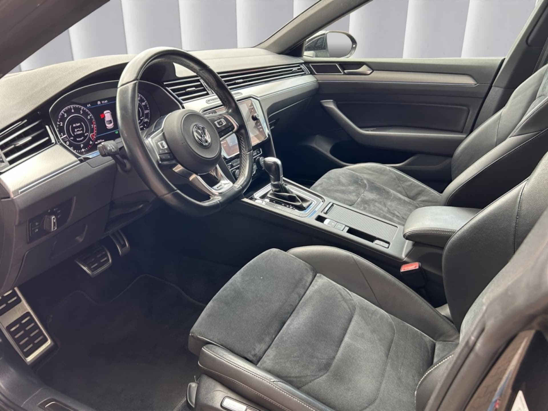 Volkswagen Arteon R-Line
