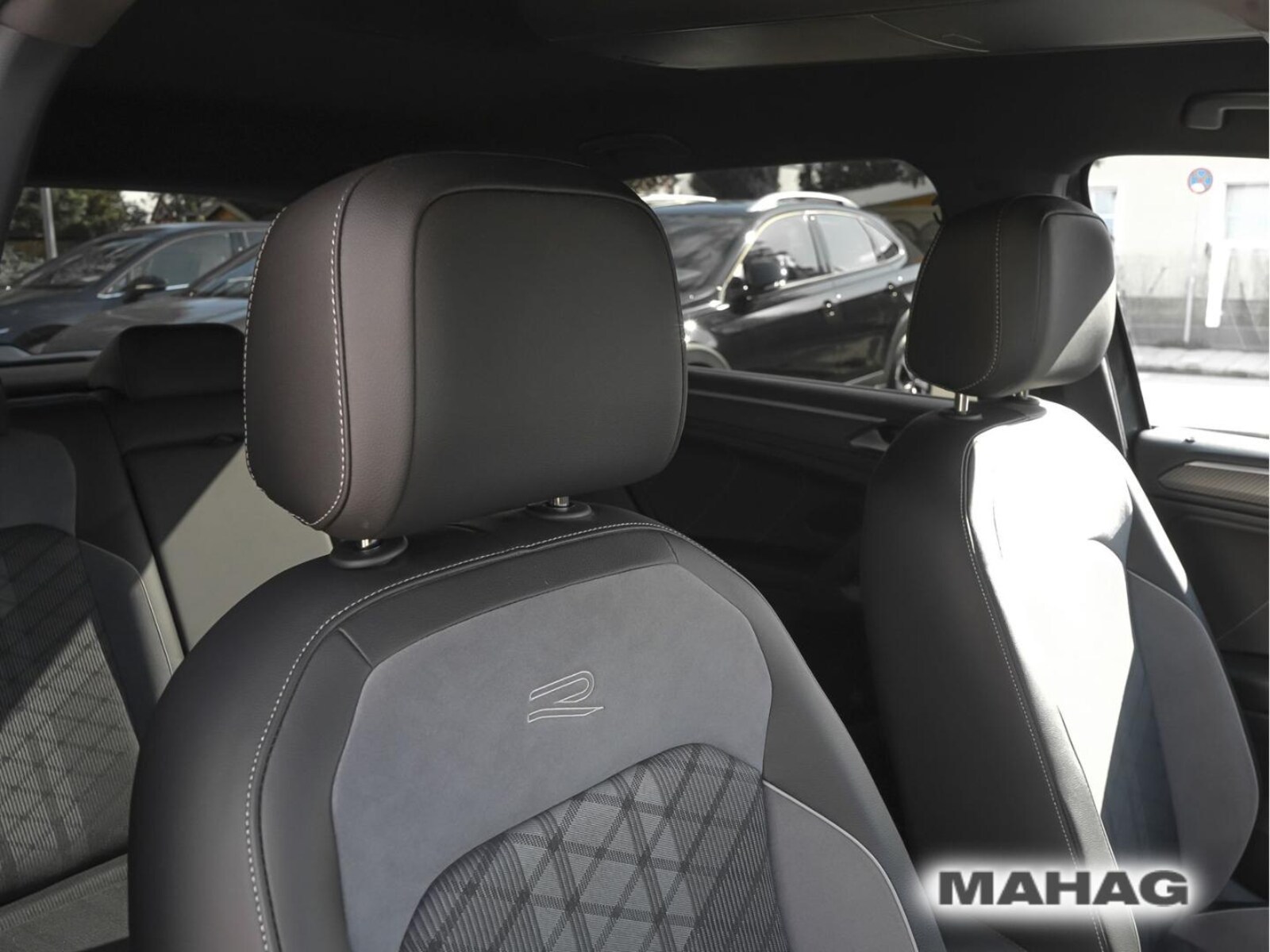 Volkswagen Tiguan – Bild 15
