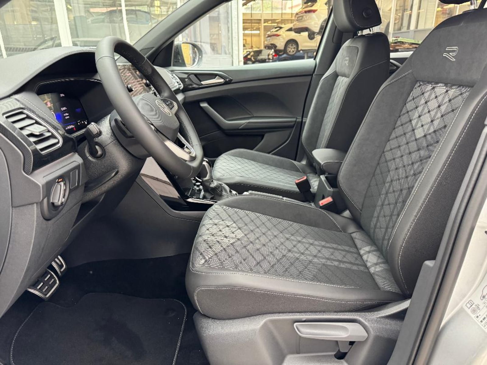 Volkswagen T-Cross – Bild 4