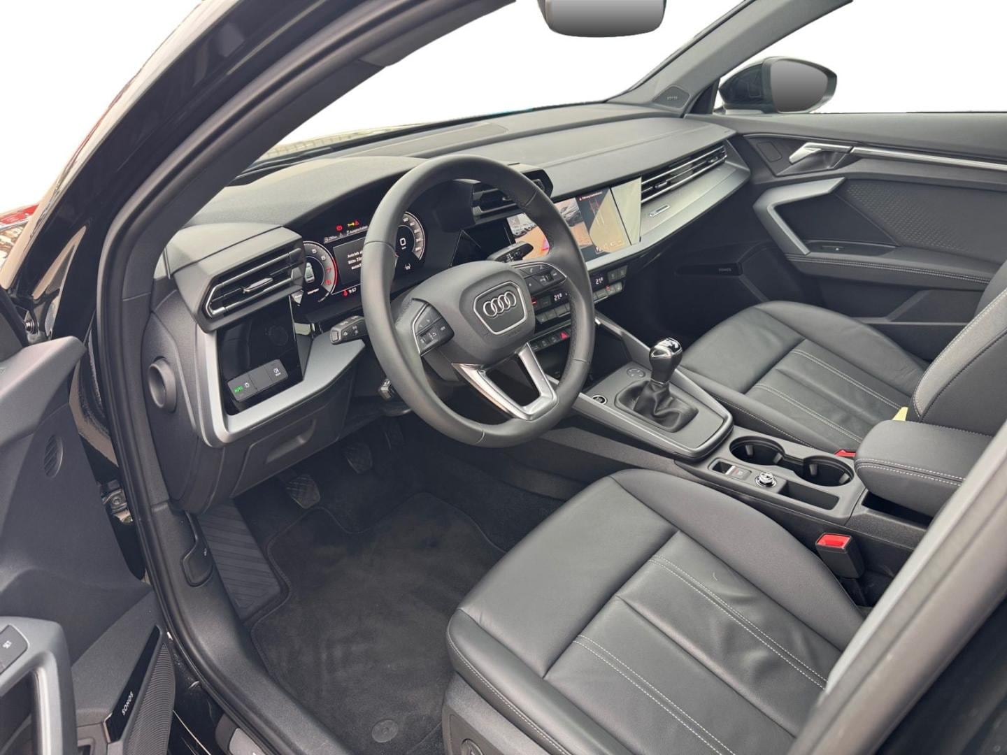 Bild über Audi A3 Limousine S line 35 TFSI Schaltgetriebe - für weitere Informationen kontaktieren Sie den Audi Partner