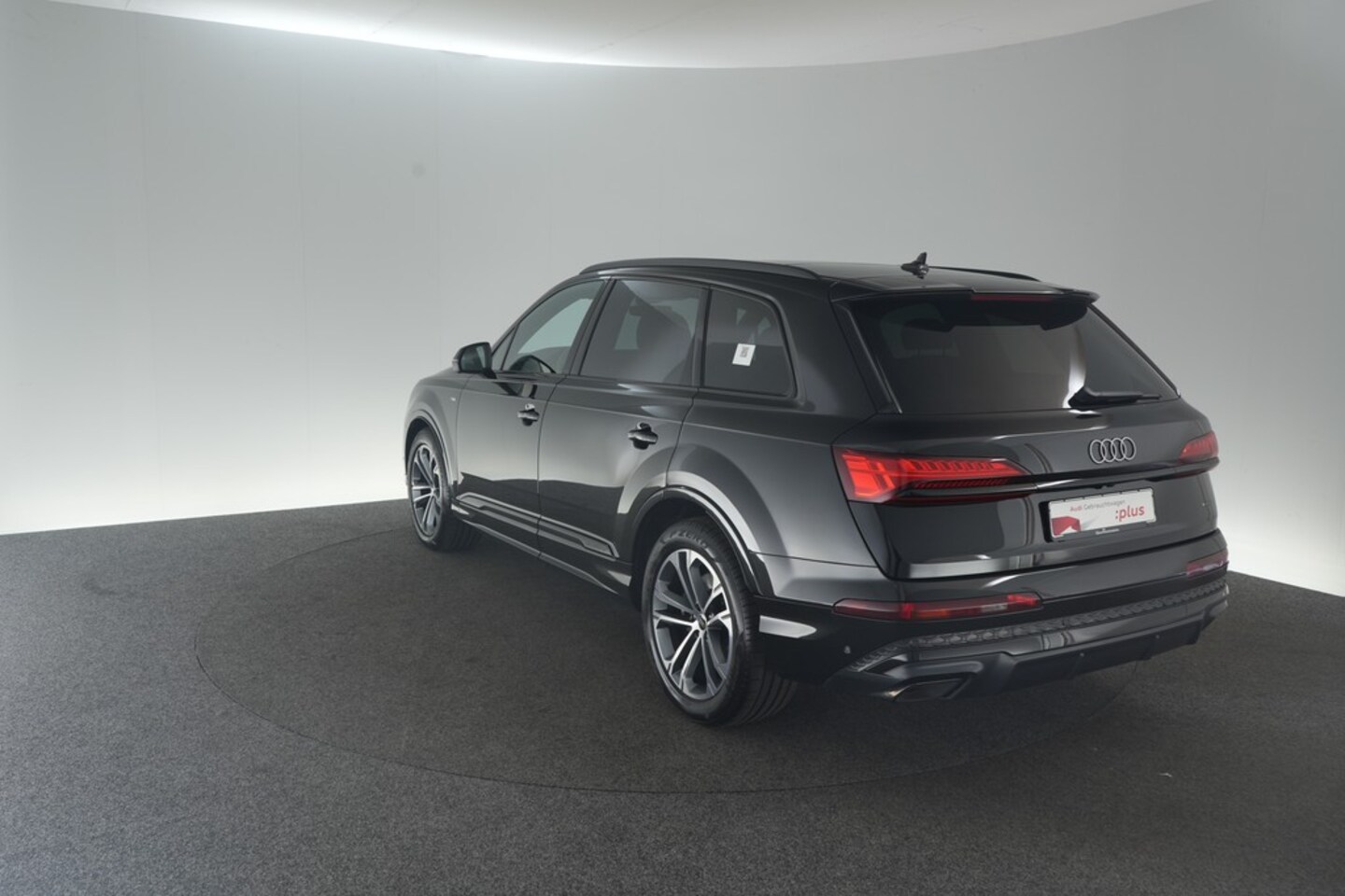 Bild über Audi Q7 SUV S line business TDI quattro 210 kW tiptronic - für weitere Informationen kontaktieren Sie den Audi Partner
