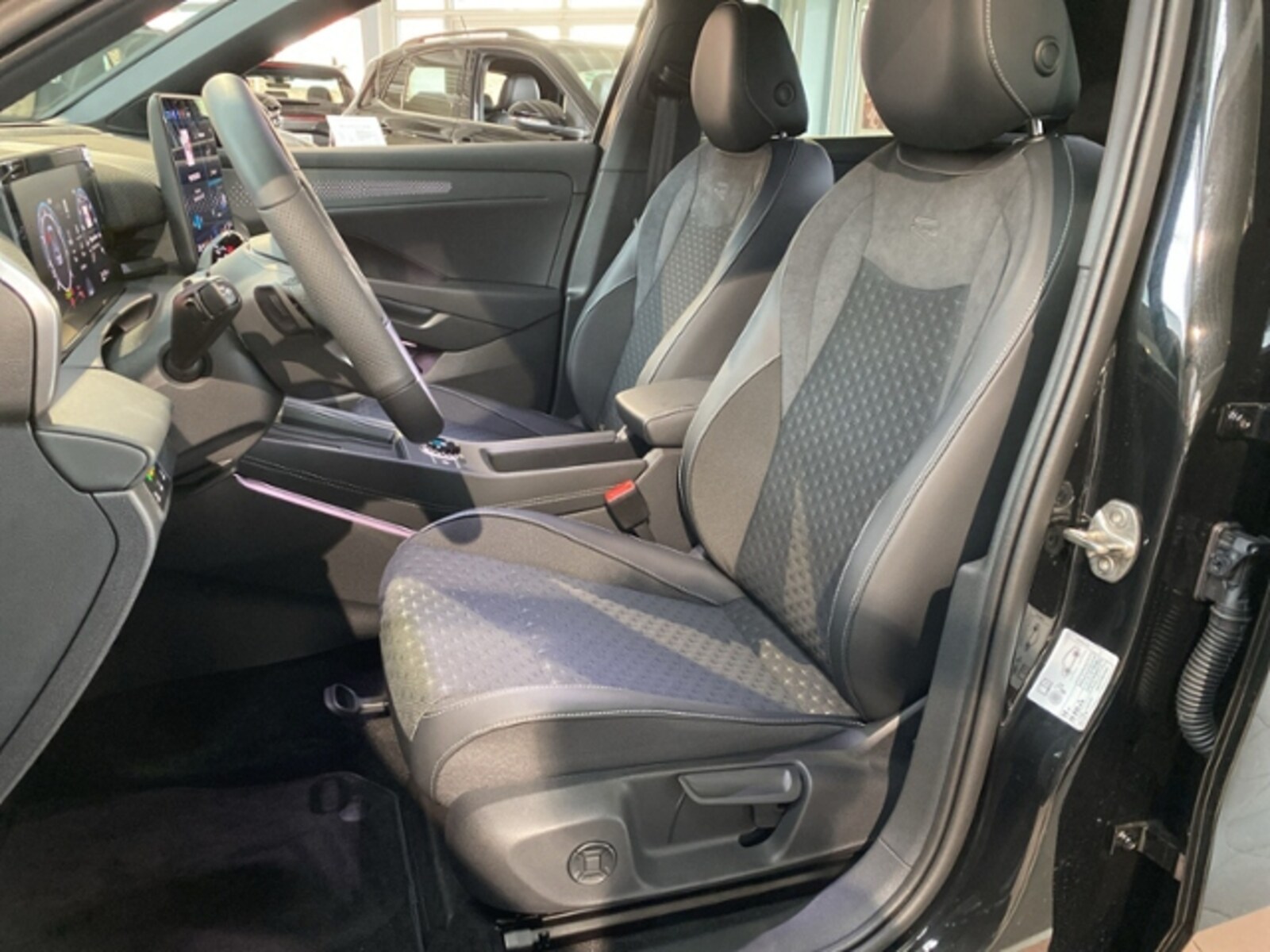 Volkswagen T-Roc – Bild 10
