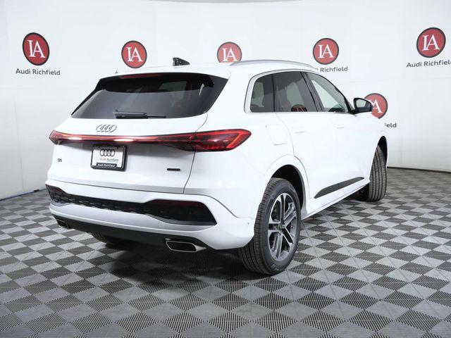 2025 Audi Q5 Premium - Photo 8
