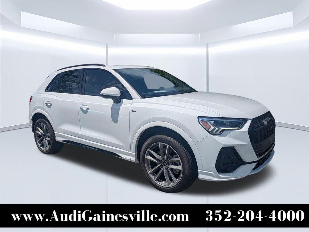 2025 Audi Q3 45 TFSI S Line Premium quattro's photo