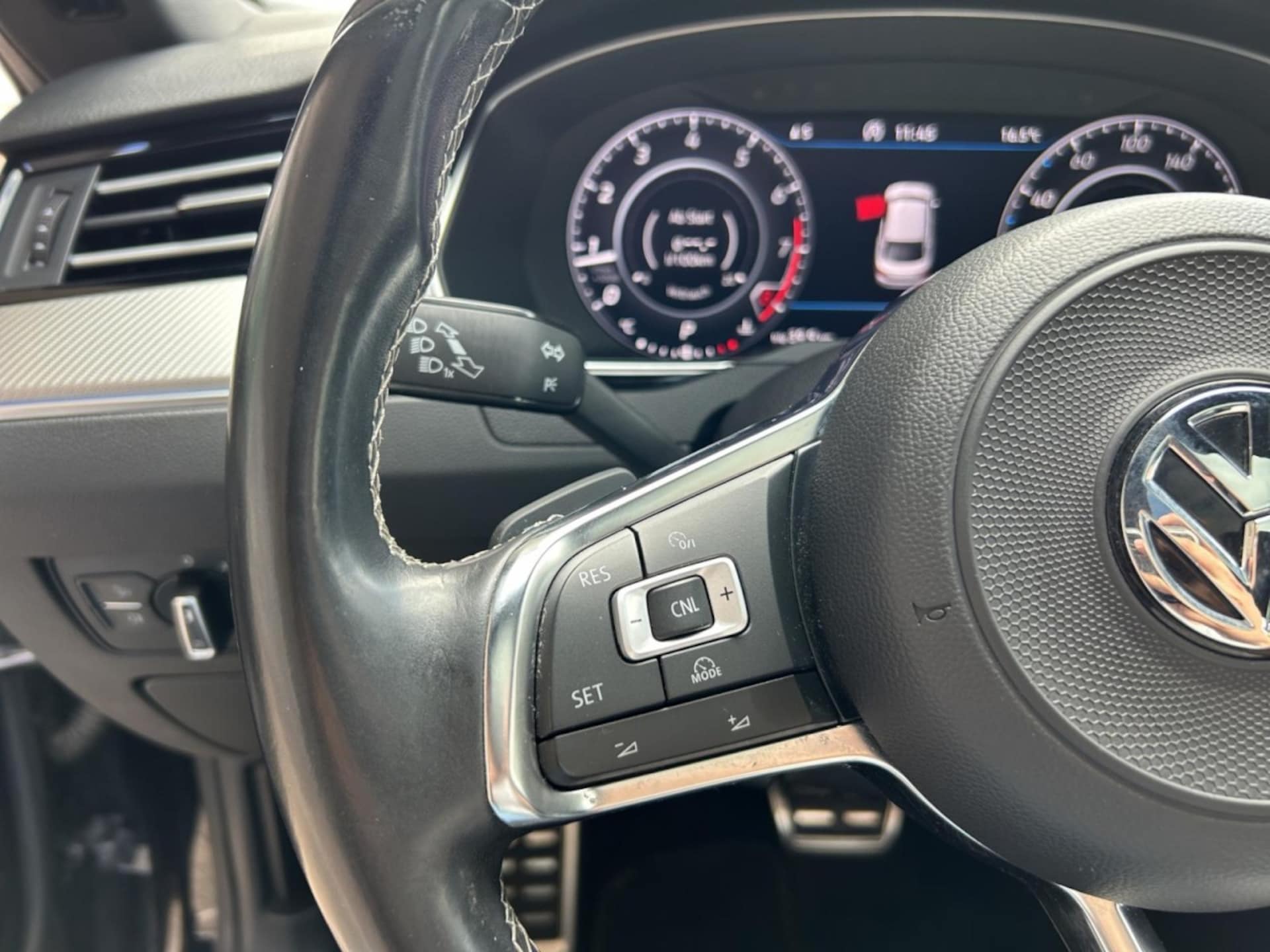 Volkswagen Arteon R-Line