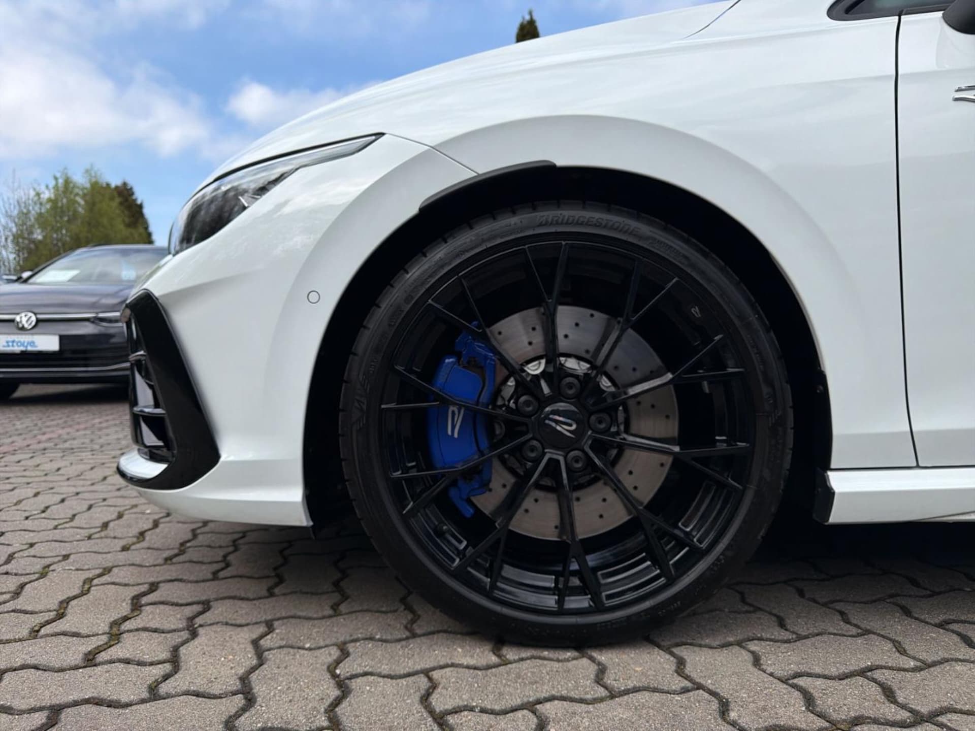 Volkswagen Golf R