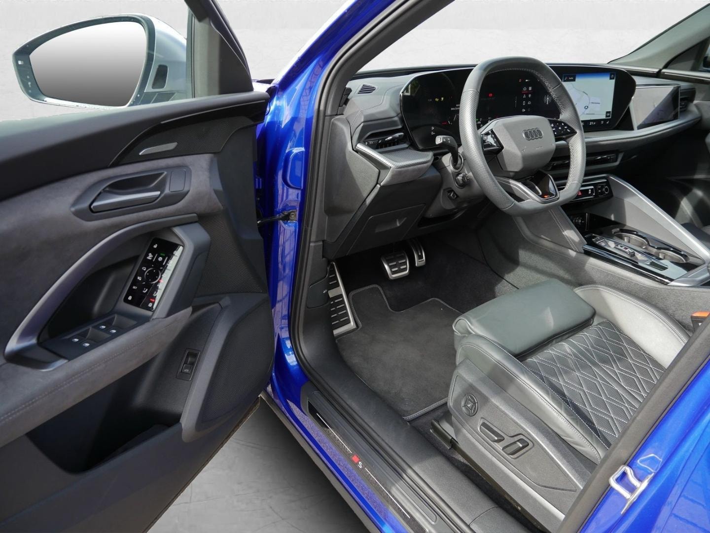 Bild über Audi SQ5 SUV TFSI 270 kW S tronic - für weitere Informationen kontaktieren Sie den Audi Partner