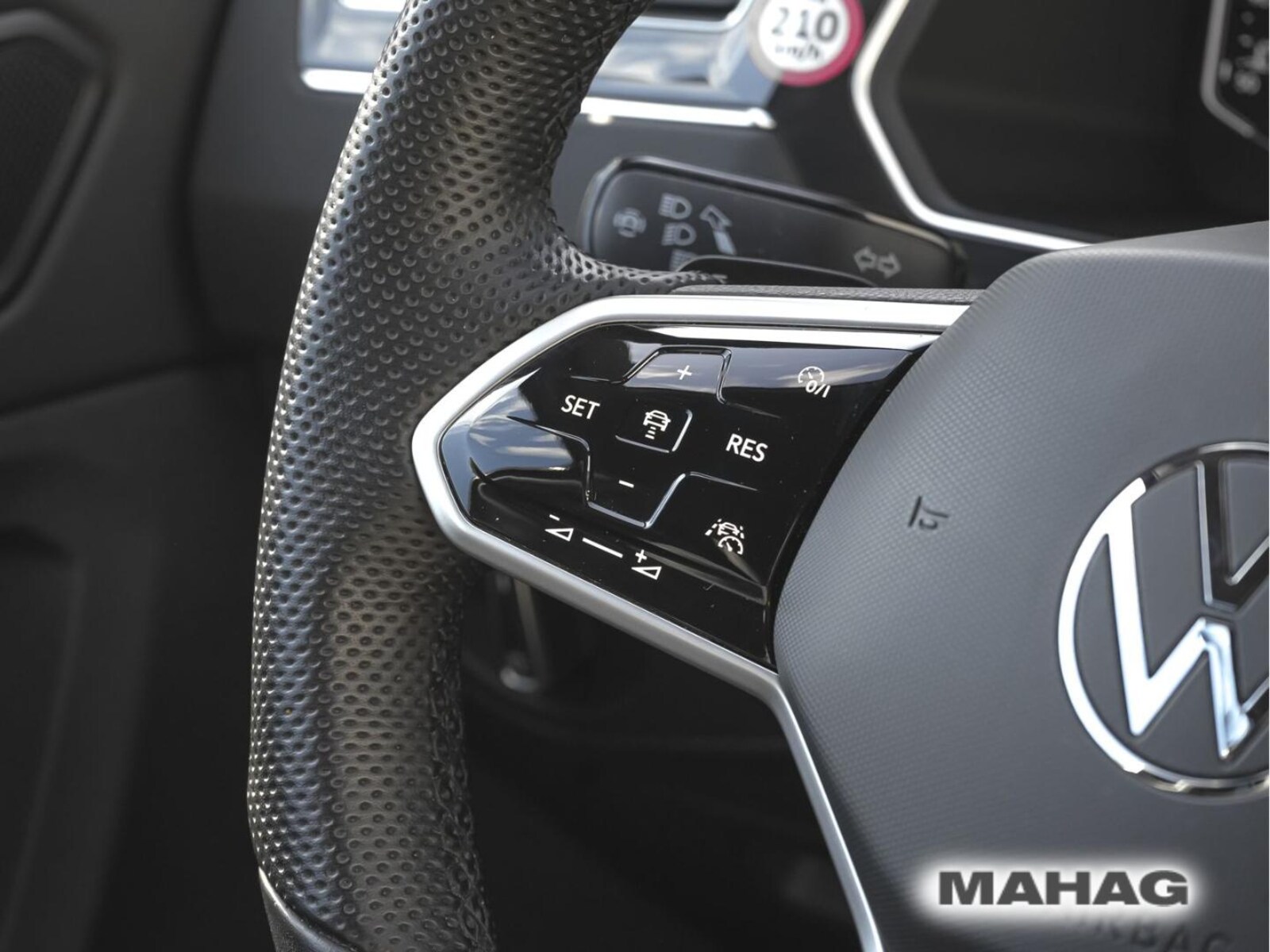 Volkswagen Tiguan – Bild 22