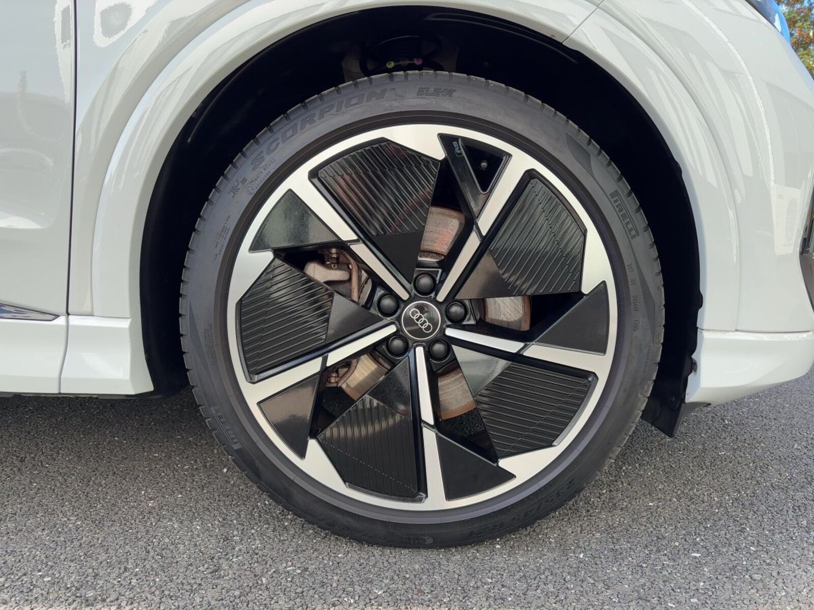 Audi Q4 Sportback e-tron – Bild 14