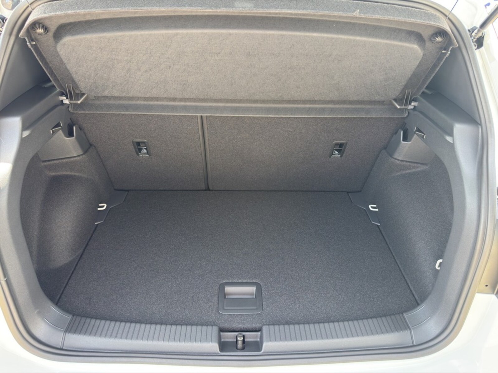 Volkswagen T-Cross – Bild 9