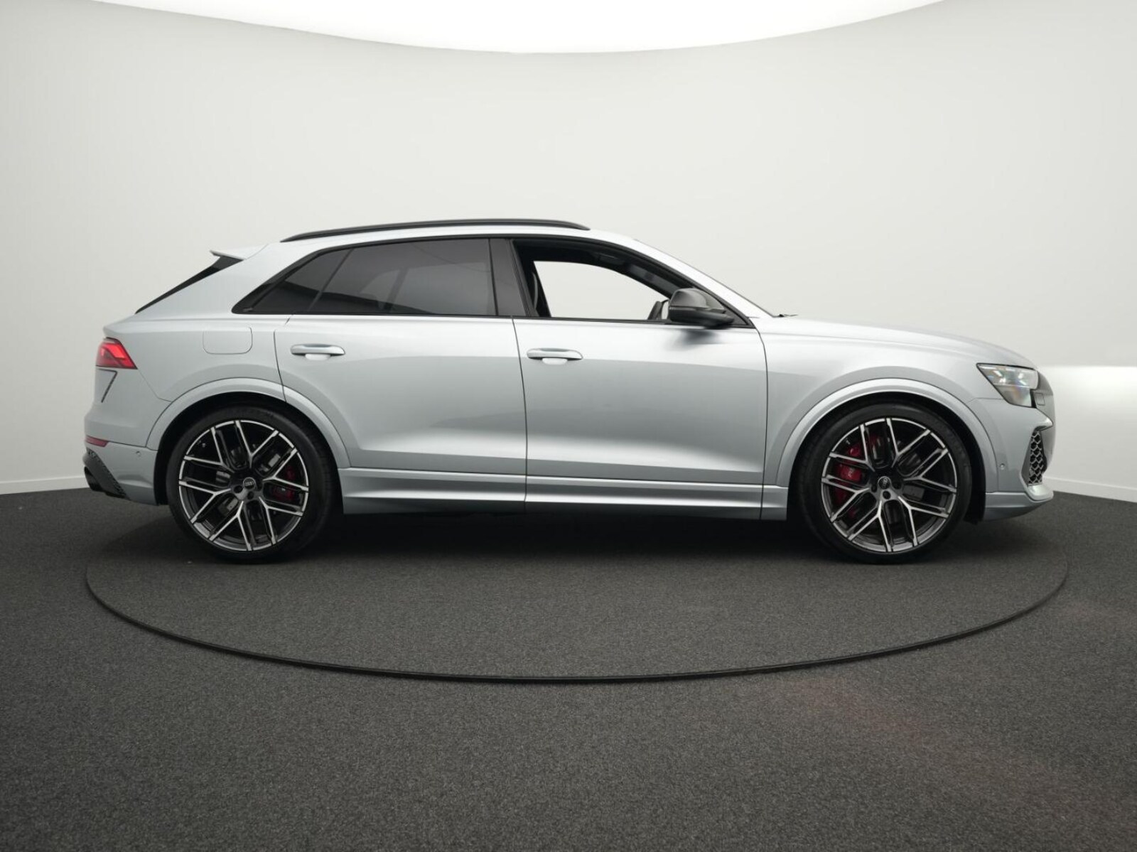 Audi RS Q8 – Bild 12