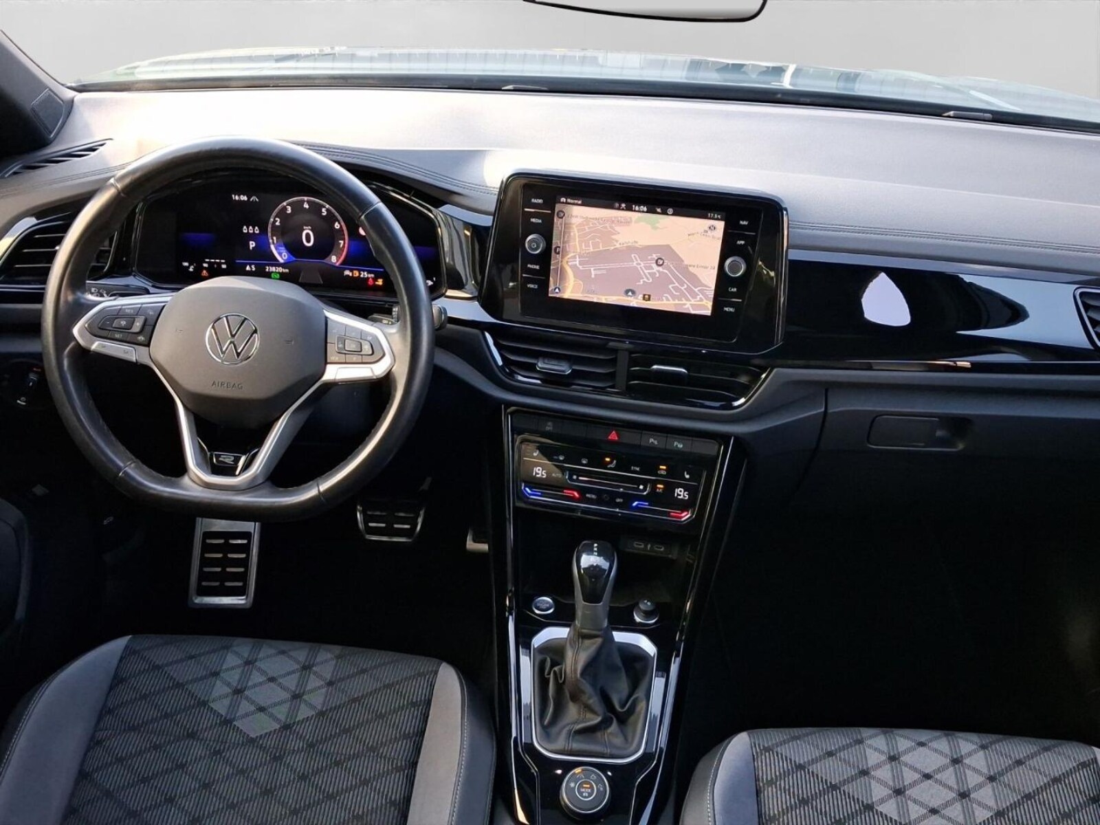 Volkswagen T-Roc – Bild 4