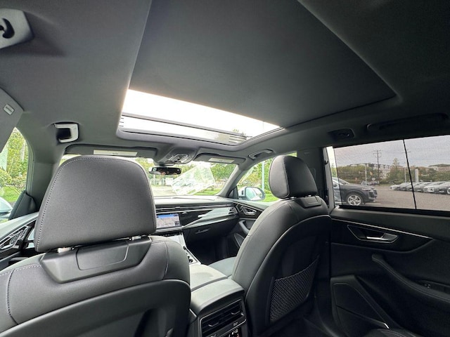 2026 Audi Q8 Premium Plus - Photo 27