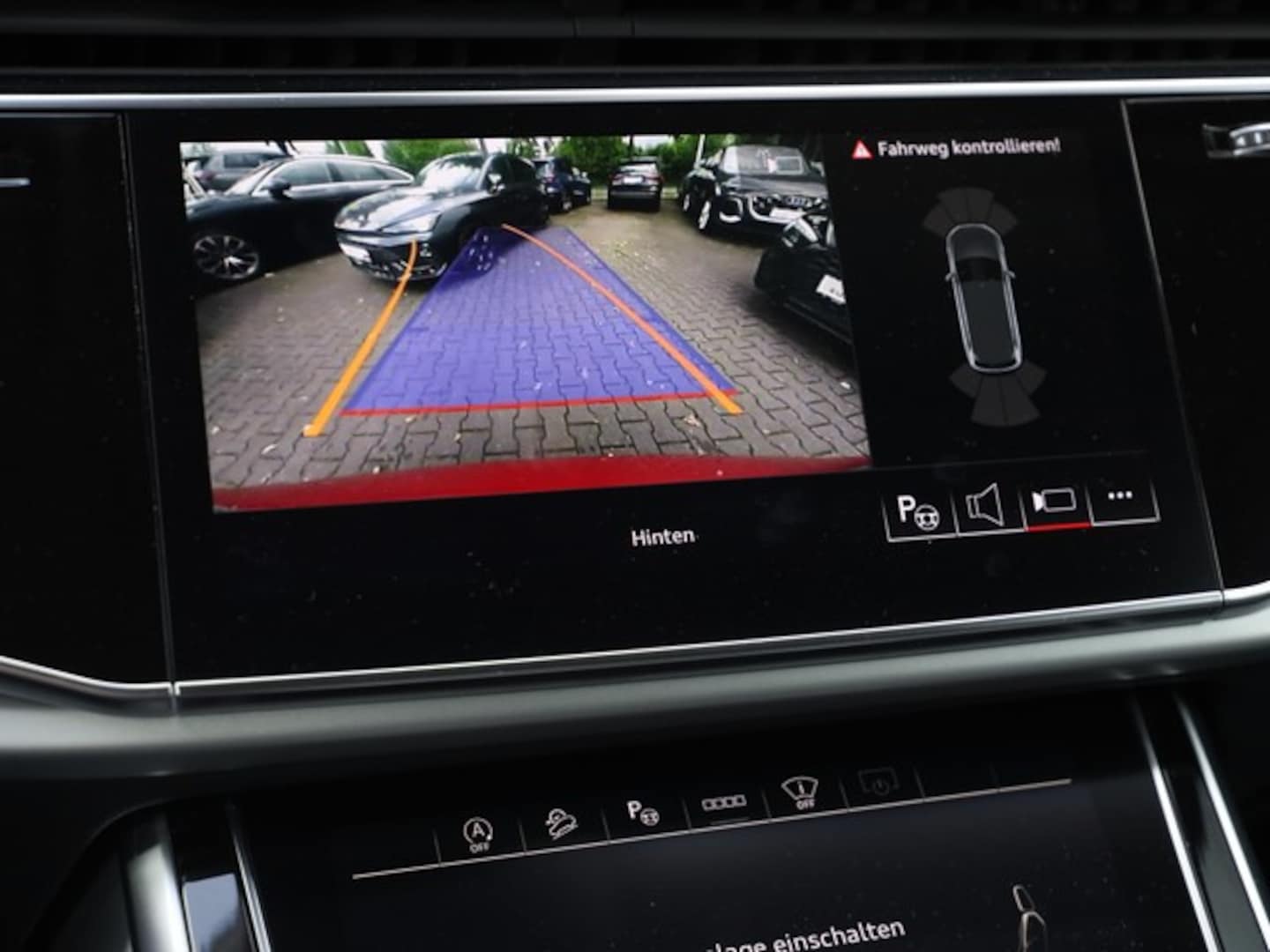 Bild über Audi Q7 SUV S line business TDI quattro 170 kW tiptronic - für weitere Informationen kontaktieren Sie den Audi Partner