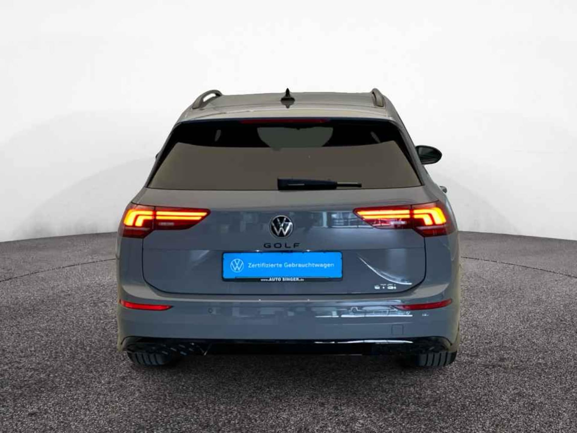 Volkswagen Golf Variant R-Line