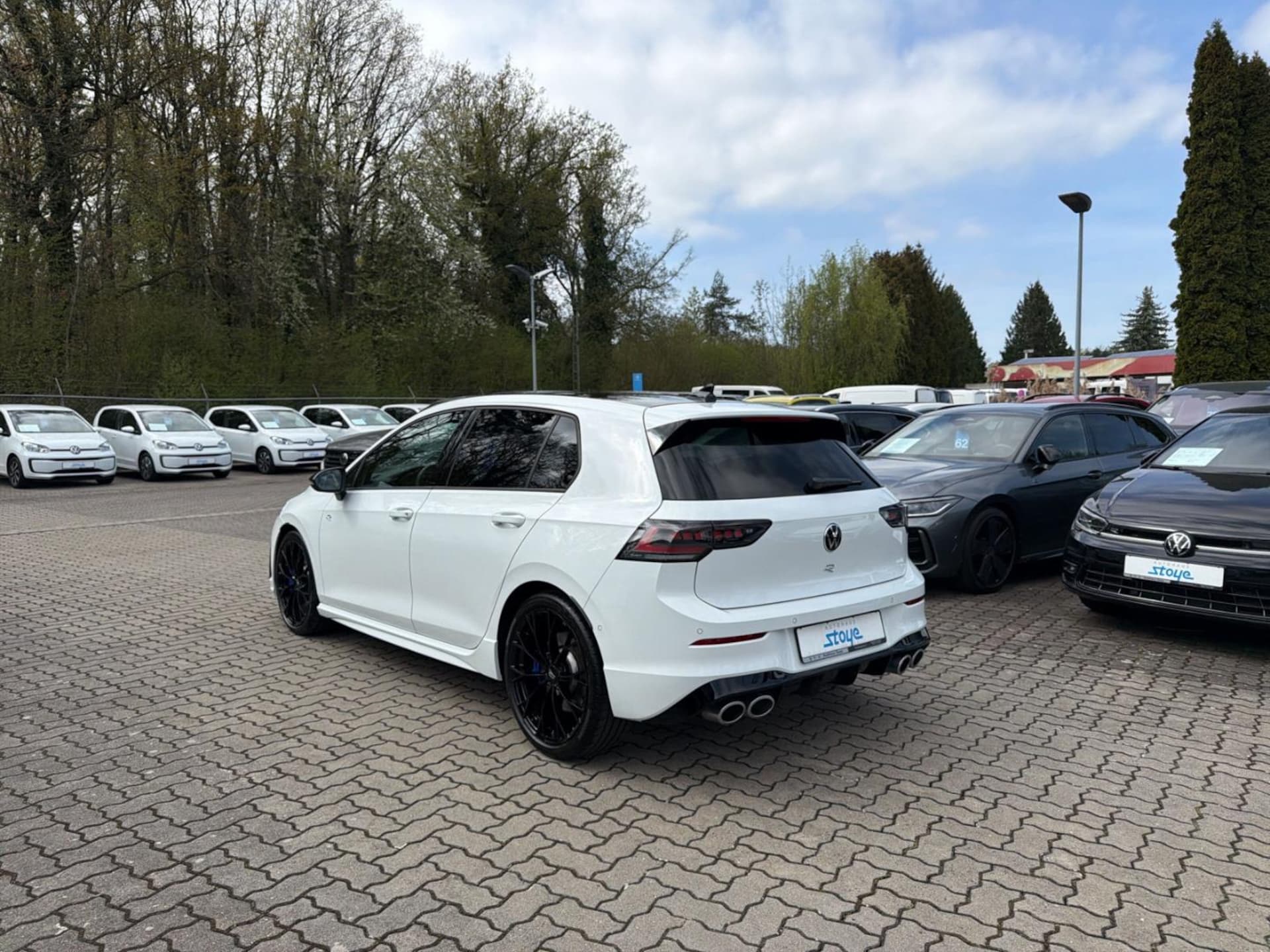 Volkswagen Golf R