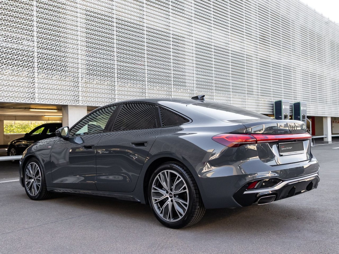 Bild über Audi A5 Limousine TFSI 150 kW S tronic - für weitere Informationen kontaktieren Sie den Audi Partner