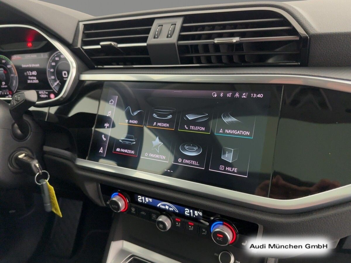 Image about Audi Q3 Sportback TFSI e 45 TFSI e S tronic