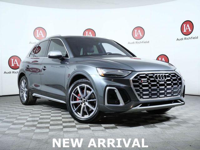 2023 Audi SQ5 Premium Plus's photo