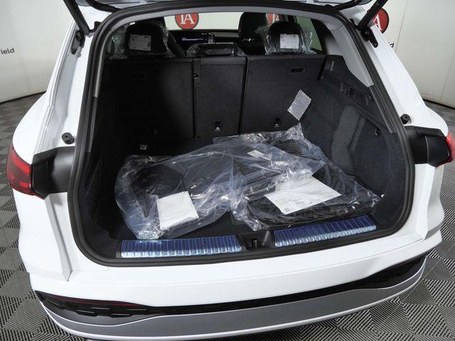 2025 Audi Q5 Premium - Photo 10