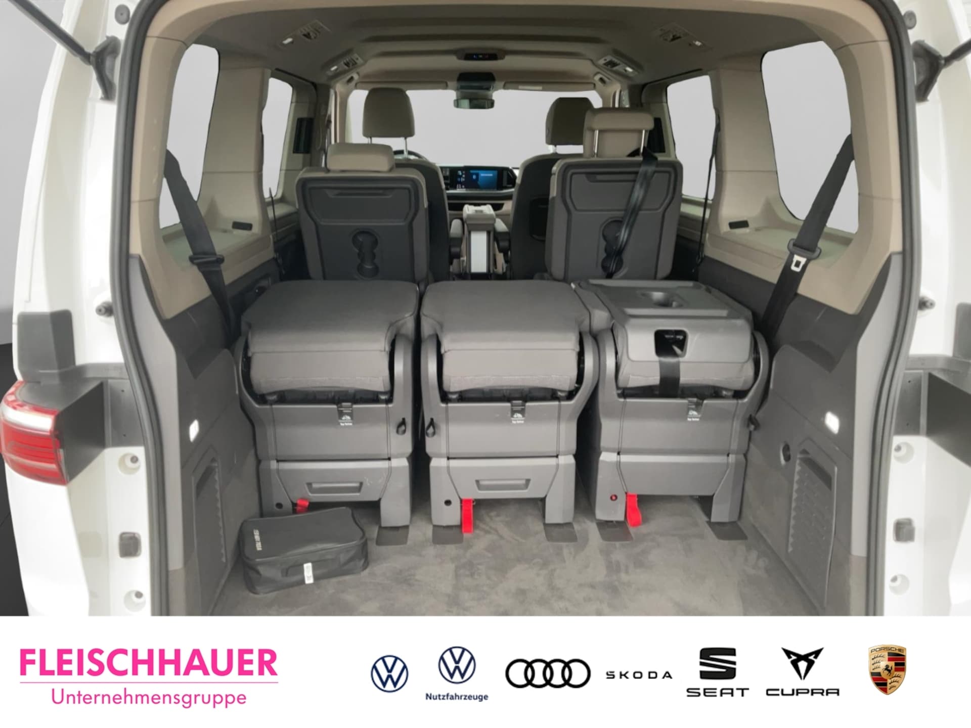 Volkswagen Multivan Langversion Basis-Modell