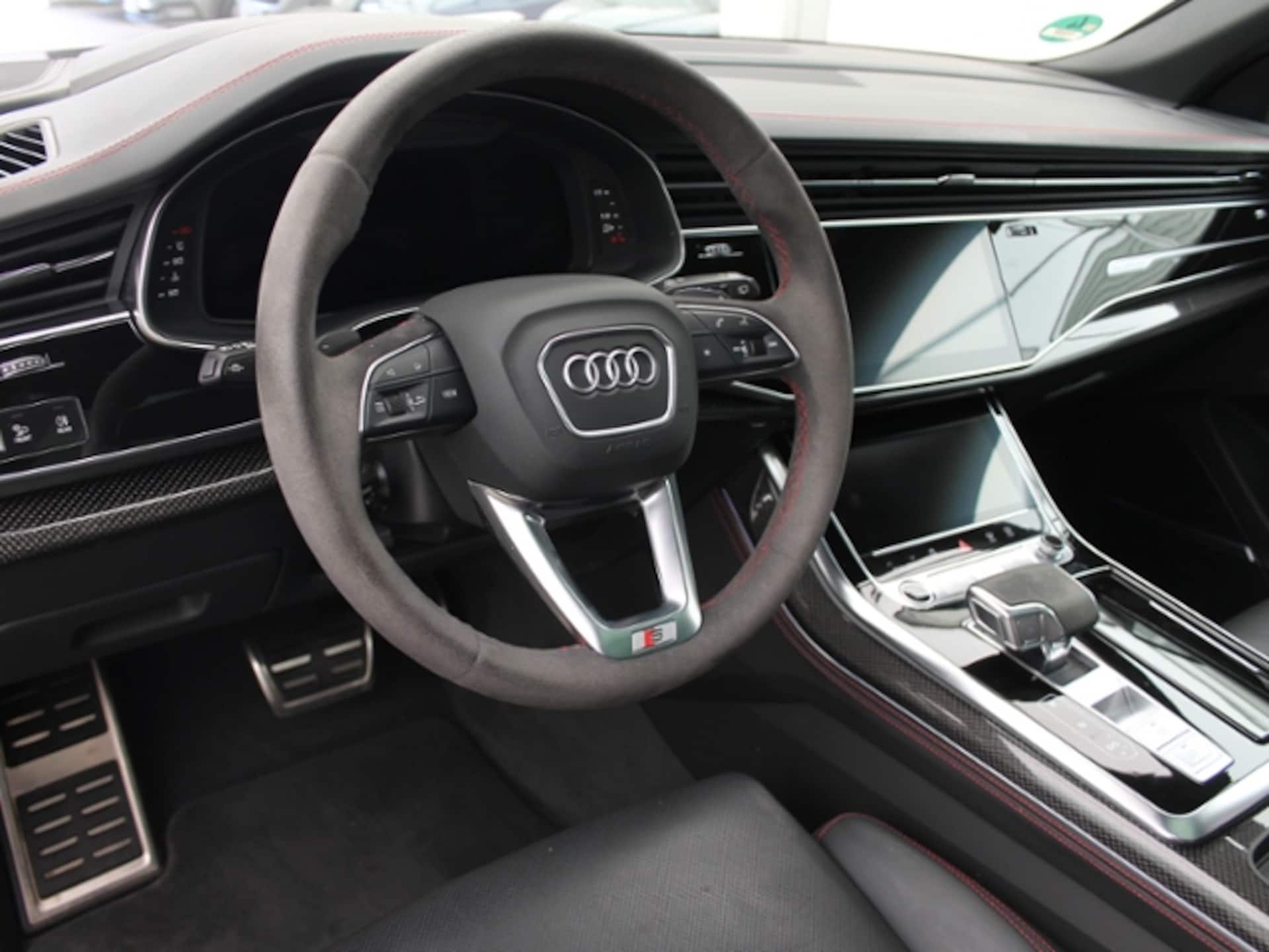 Audi Q8 SUV
