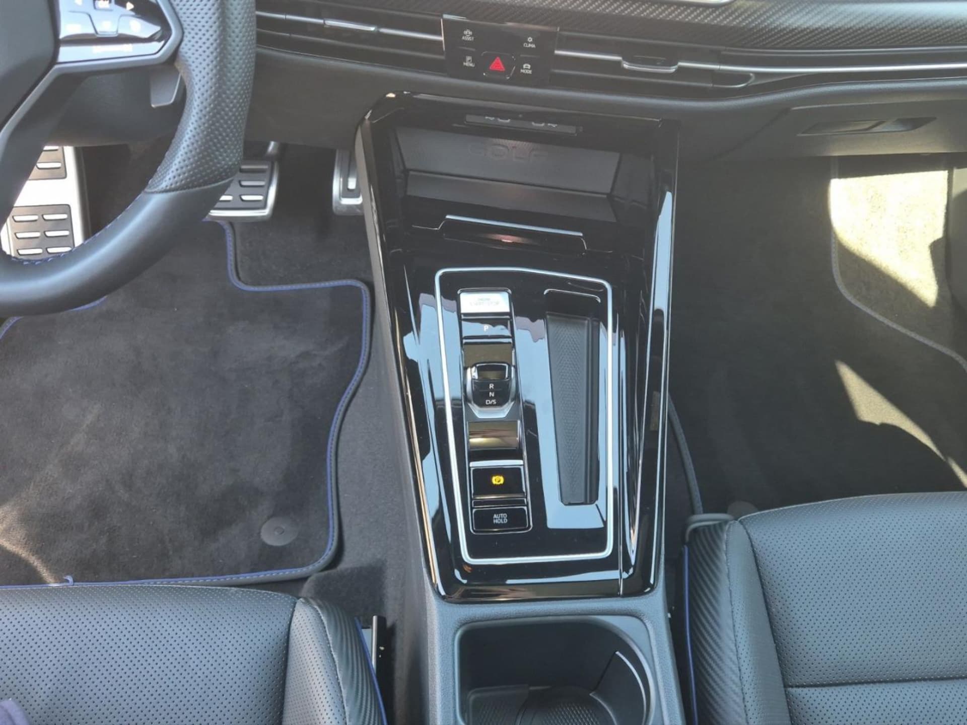Volkswagen Golf Variant R
