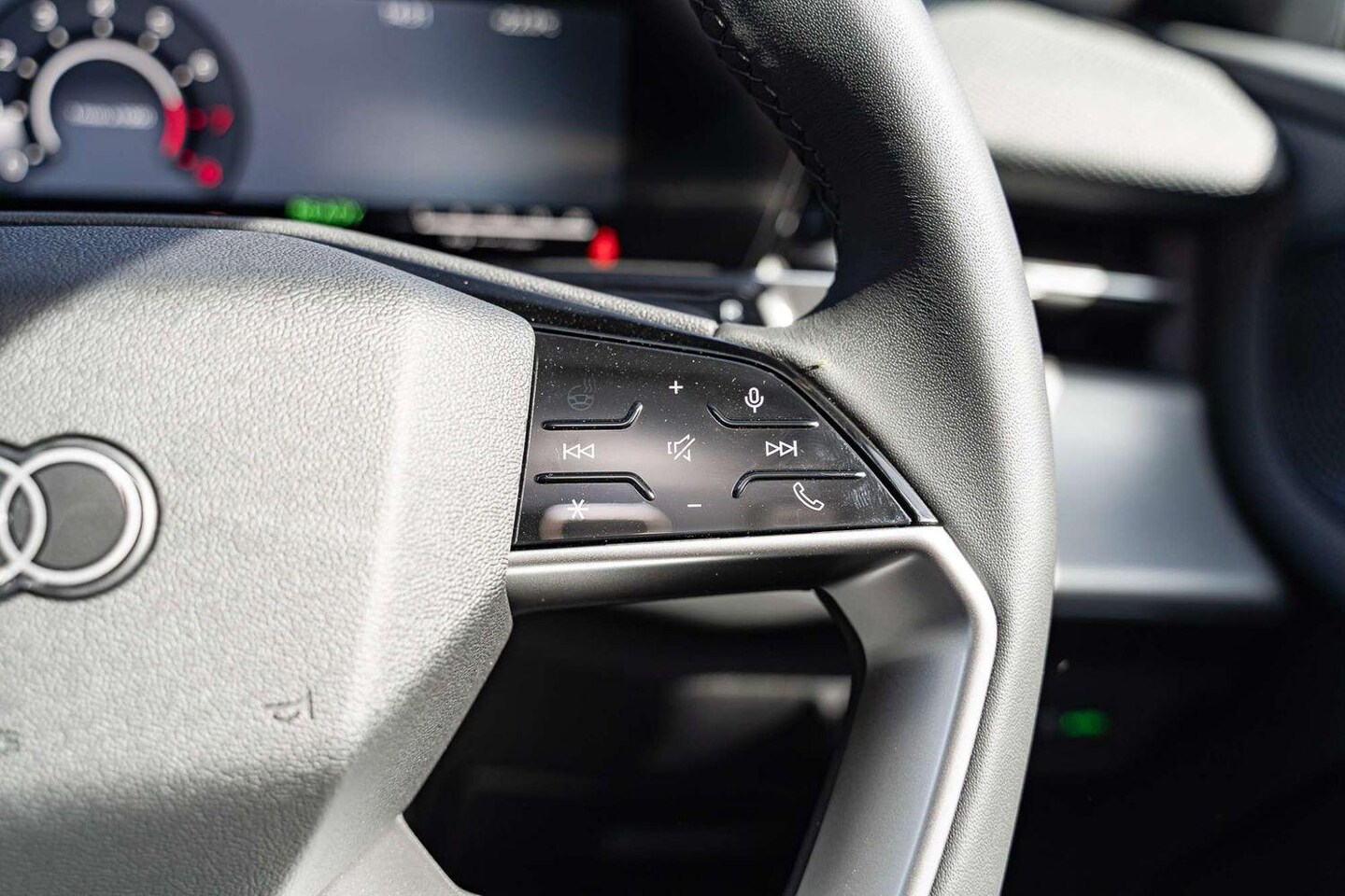 Image about Audi Q3 SUV TFSI 110 kW