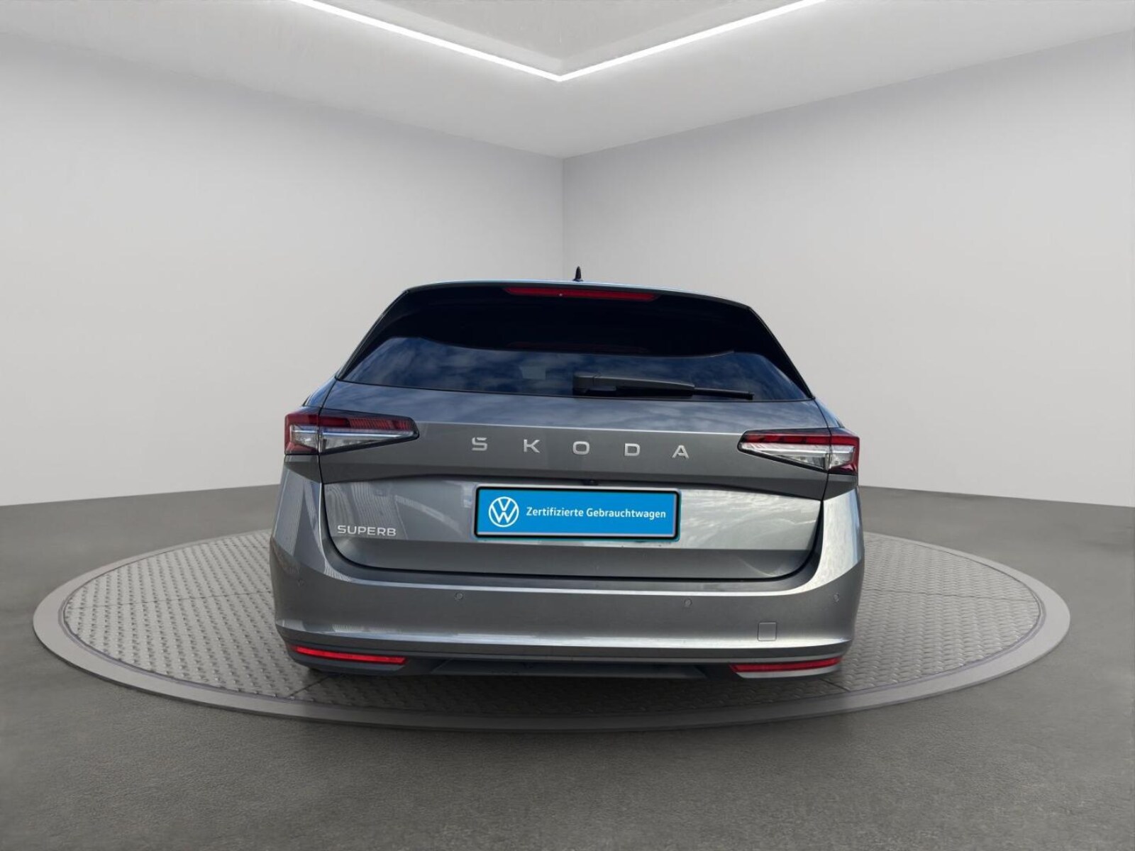 Škoda Superb Combi – Bild 7