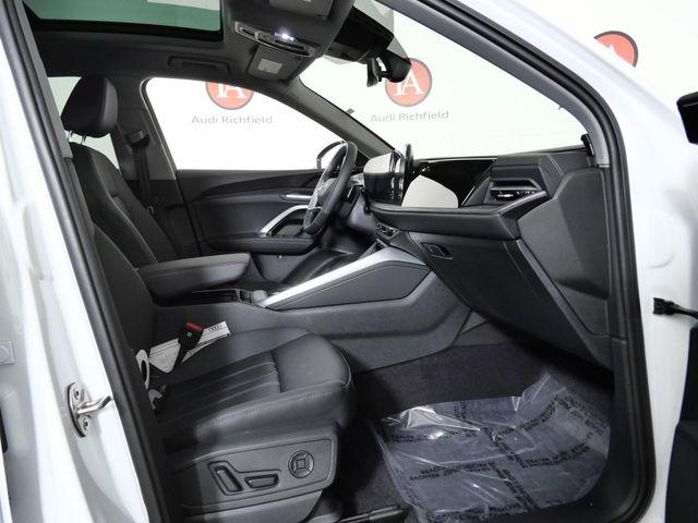 2025 Audi Q5 Premium - Photo 11