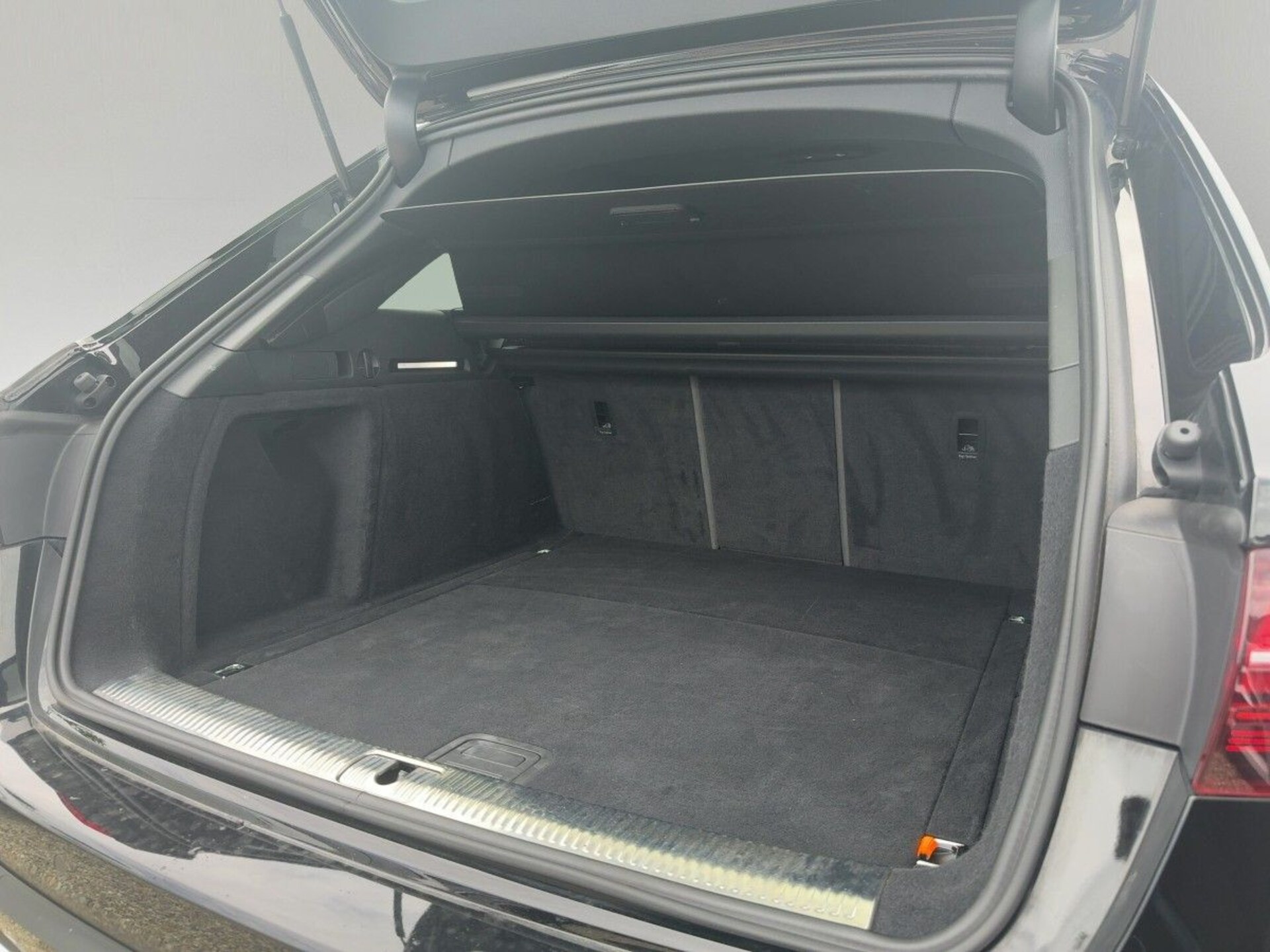Audi A4 Avant Advanced
