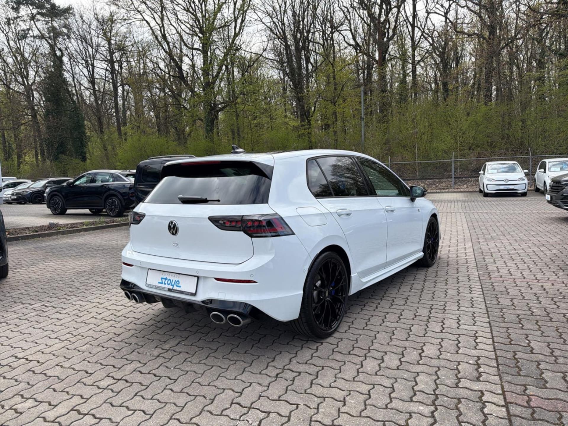 Volkswagen Golf R