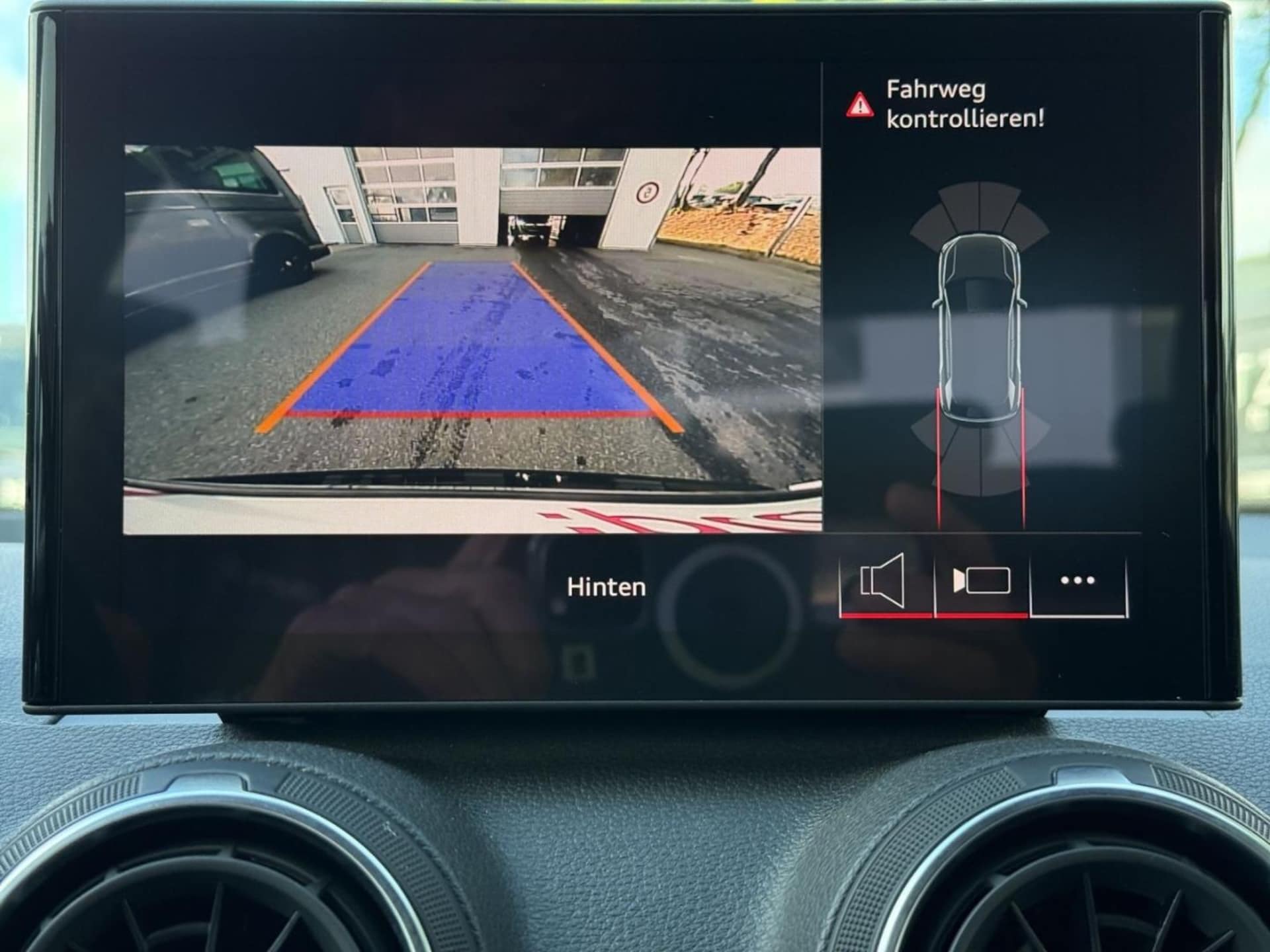 Audi Q2 Advanced