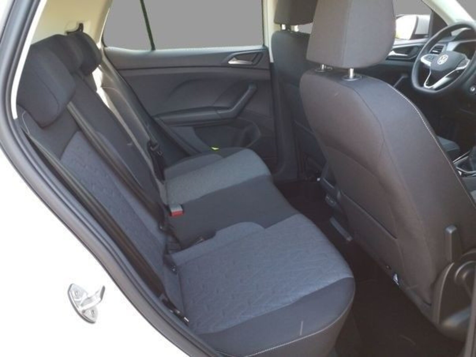 Volkswagen T-Cross – Bild 8