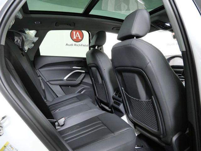 2025 Audi Q5 Premium - Photo 13