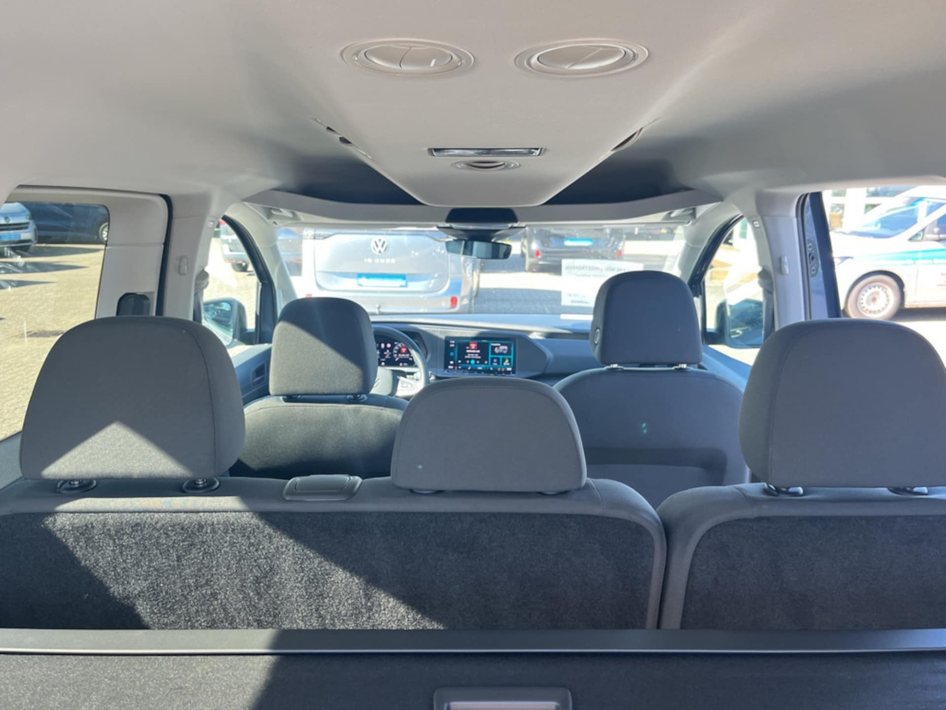 Volkswagen Caddy Basis-Modell