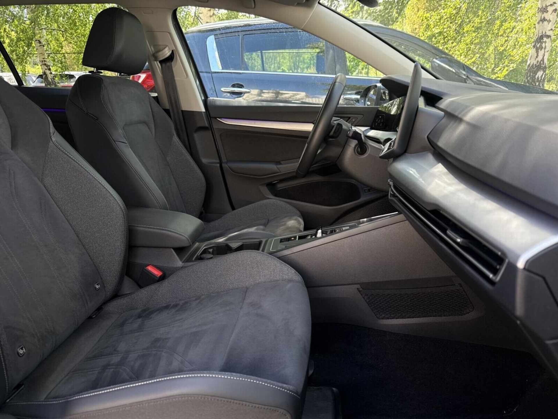Volkswagen Golf Variant Life