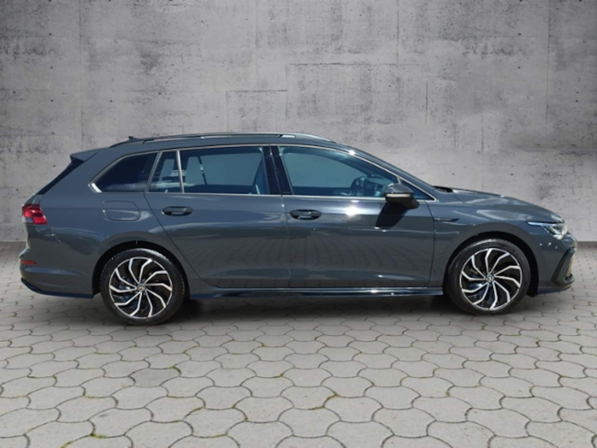 Volkswagen Golf Variant R-Line