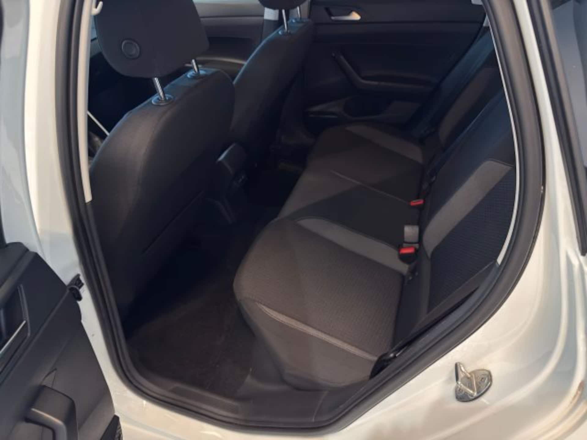 Volkswagen Polo Active