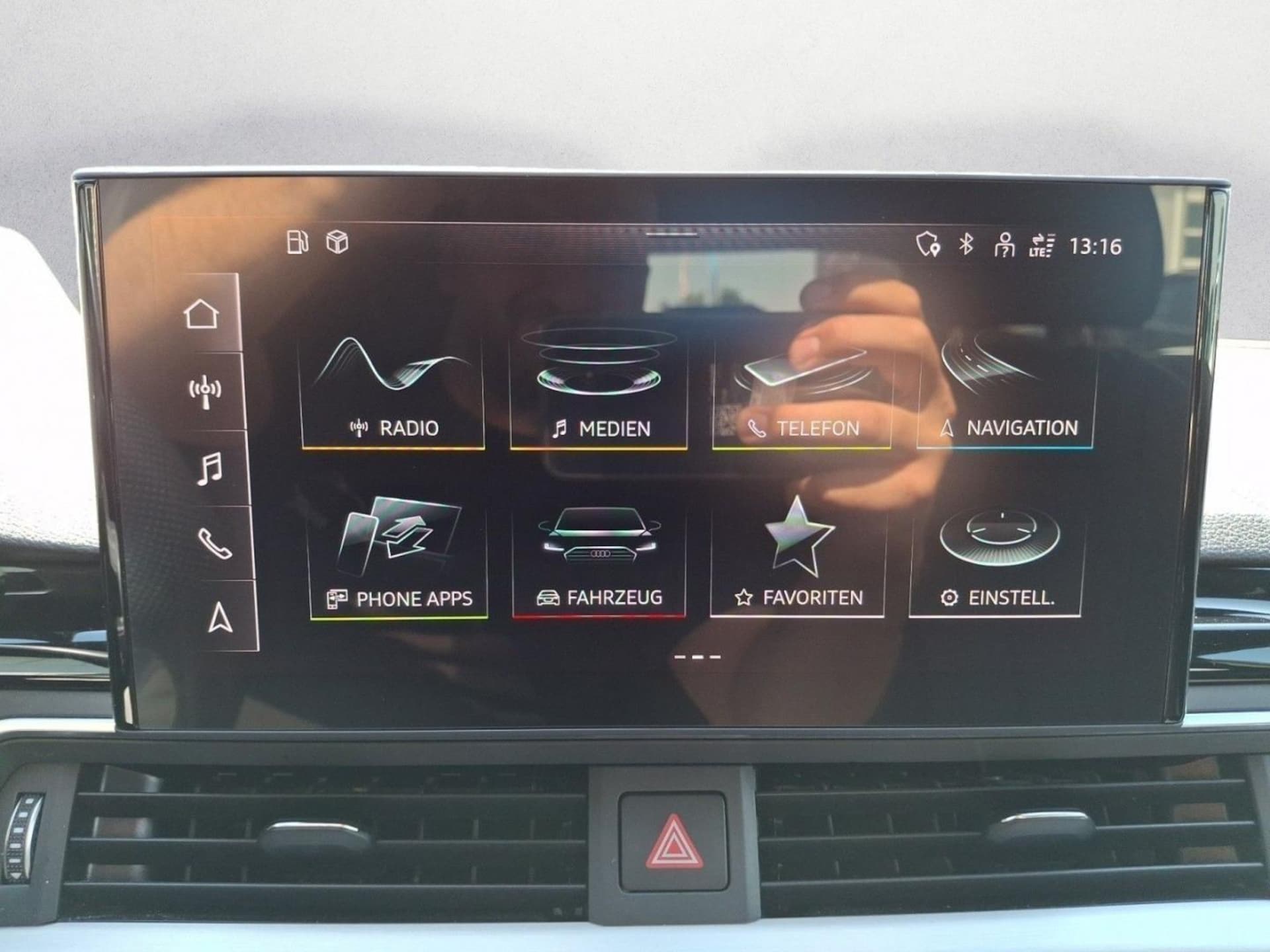 Audi A4 Avant S line